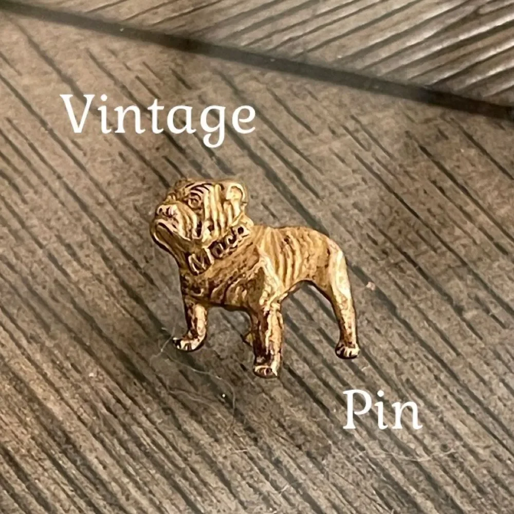 Vintage Bulldog Lapel Pin MACK TRUCK Dog Collectible Brooch Tie Tack